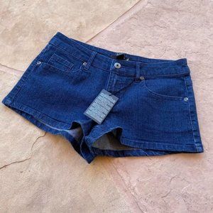 NEW W/ TAGS FOREVER 21 JUNIOR SIZE JEAN SHORT SIZE M / 7